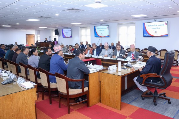 चिकित्सा शिक्षा आयोगको बैठक : निजी मेडिकल कलेजले निर्वाह भत्ता दिने