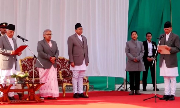 नवनियुक्त परराष्ट्रमन्त्री शर्माले लिए शपथ