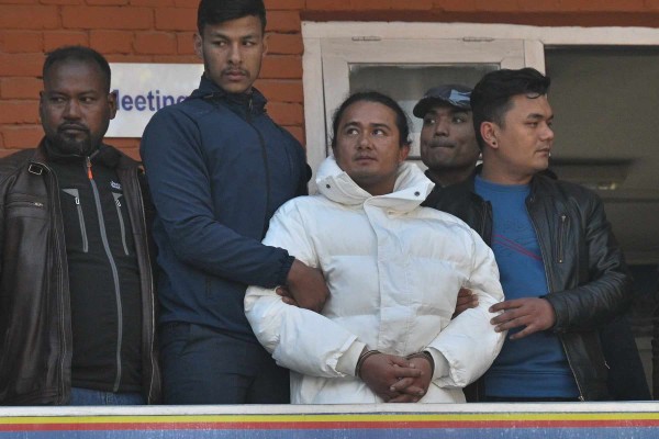 सम्पत्ति शुद्धीकरण कसुरमा रामबहादुर बम्जनले पाए सफाइ