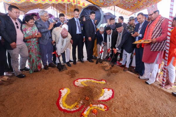 प्रधानमन्त्रीबाट धुलिखेल अस्पतालको ‘ट्रमा एण्ड इमर्जेन्सी सेन्टर’को शिलान्यास