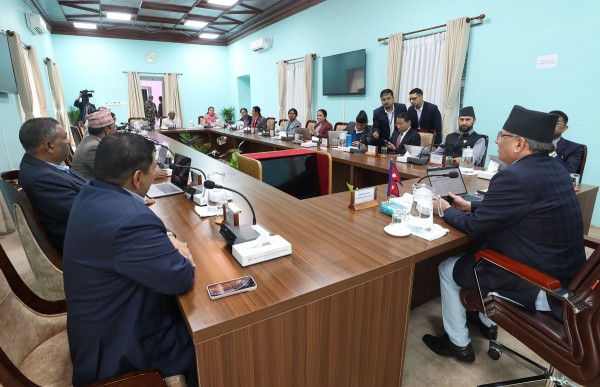 गण्डकी, मधेश र सुदूरपश्चिम प्रदेश प्रमुखलाई पदमुक्त गर्ने सरकारको निर्णय