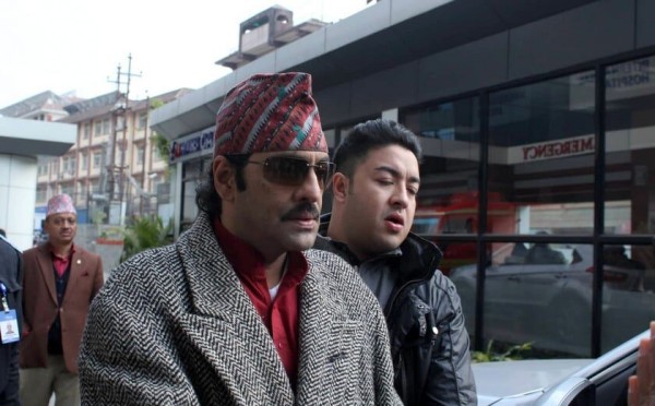 पूर्वयुवराज पारस शाहलाई हृदयघात, अस्पताल भर्ना