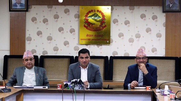 यस्तो छ स्वास्थ्य बीमा सुधार सुझाव समितिको प्रतिवेदन