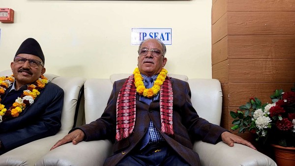 केपी ओली रहँदासम्म बाम एकता सम्भव छैन : प्रचण्ड