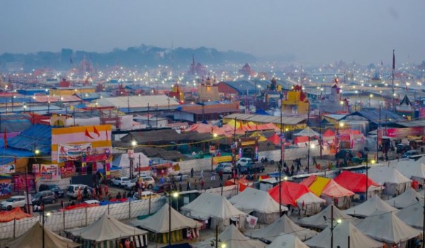 महाकुम्भमा नेपाली तीर्थयात्रीलाई निःशुल्क बस्ने र खाने व्यवस्था