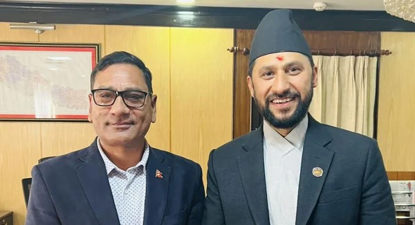 रास्वपाका केन्द्रीय सदस्य थापा अमेरिकामा पक्राउ