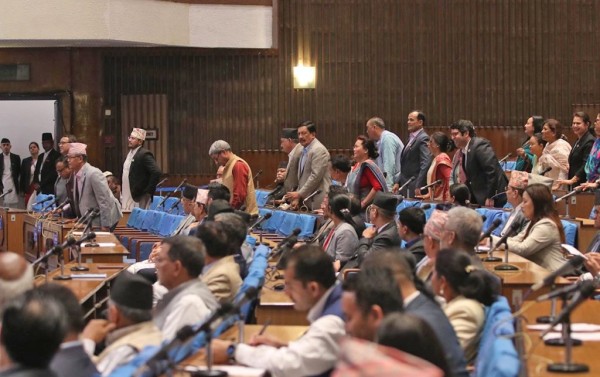 संसदमा प्रतिपक्षीको नाराबाजीबीच नीति तथा कार्यक्रममाथि छलफल शुरु