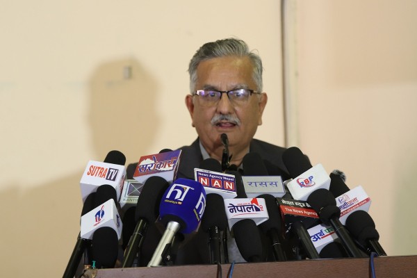 ओली अध्यक्षमा निर्वाचित भएपछि पार्टीको लोकतान्त्रिक प्रक्रियामै गम्भीर संकट आयो : पाण्डे
