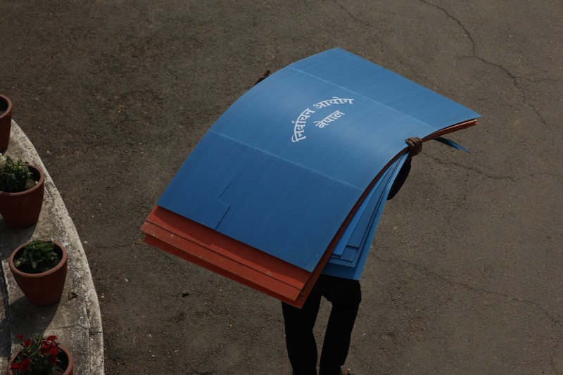 निर्वाचन सामग्री र मतपत्र ७५ जिल्लामा पुर्‍याइयो