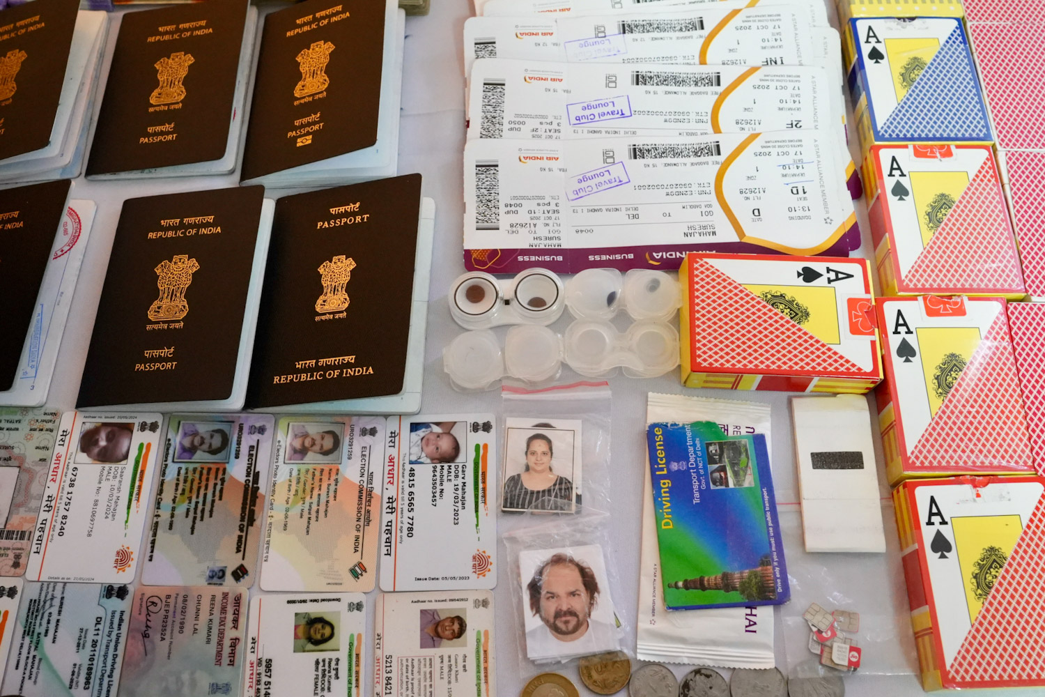 तासमा चिप र आँखामा लेन्स लगाएर क्यासिनो खेलाउने ६ जना पक्राउ