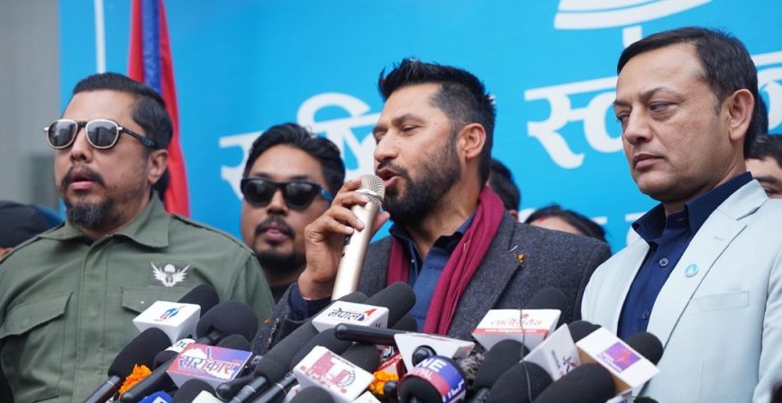 निर्वाचनमा जानुको विकल्प छैन : रवि लामिछाने