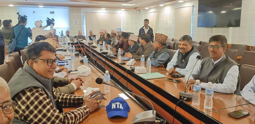 सरकार र शिक्षक महासंघबीच ९ बुँदे सहमति, मन्त्रिपरिषद्ले अनुमोदन गरे आन्दोलन रोकिने