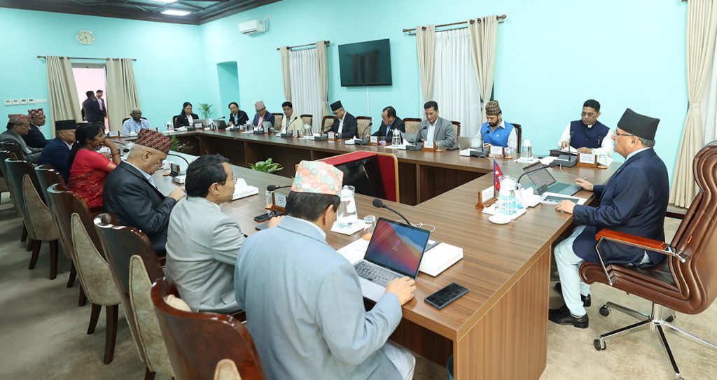 मन्त्रिपरिषद्मा प्रधानमन्त्रीको ब्रिफिङ- 'यो गठबन्धन लामै समय जान्छ'