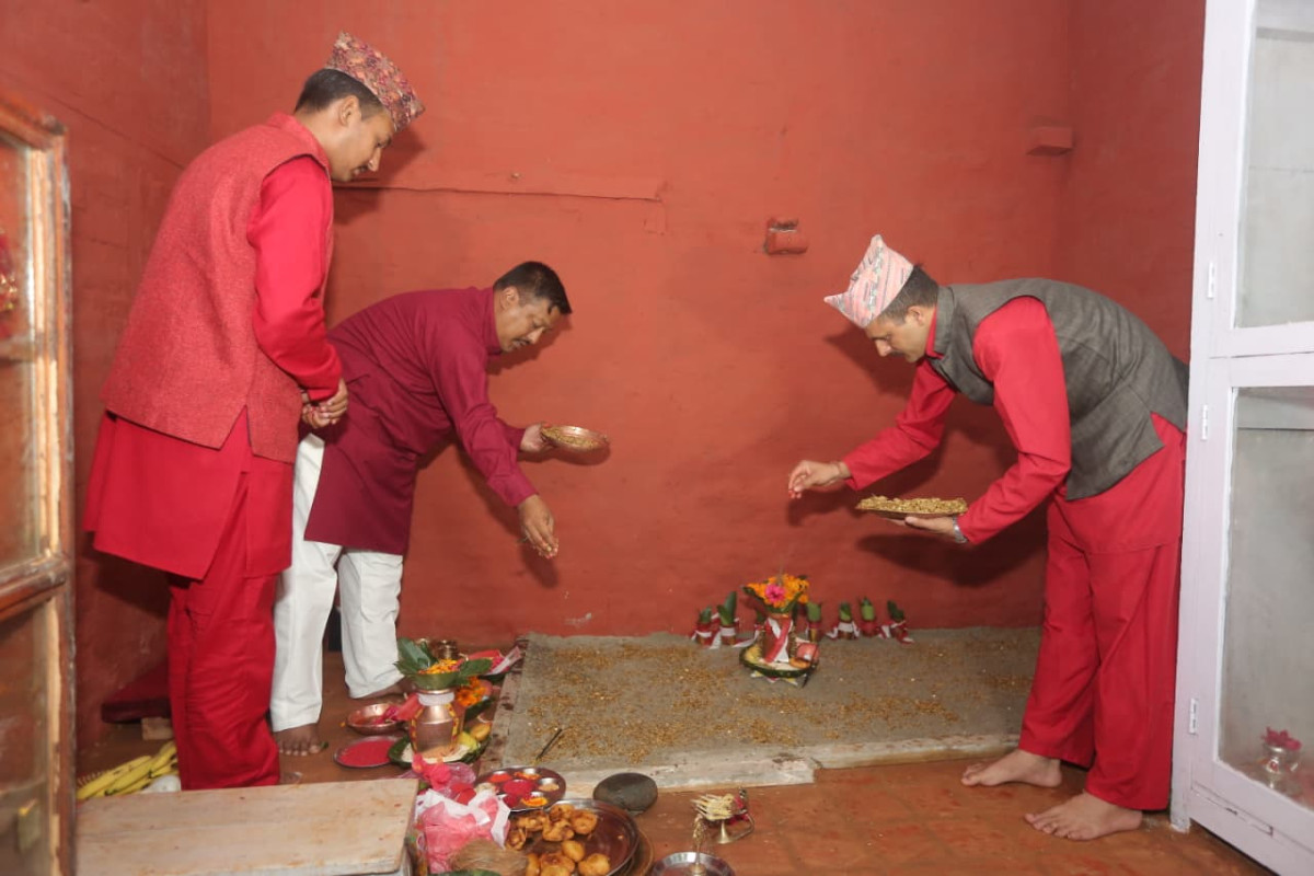 दशैं घरमा राखियो जमरा