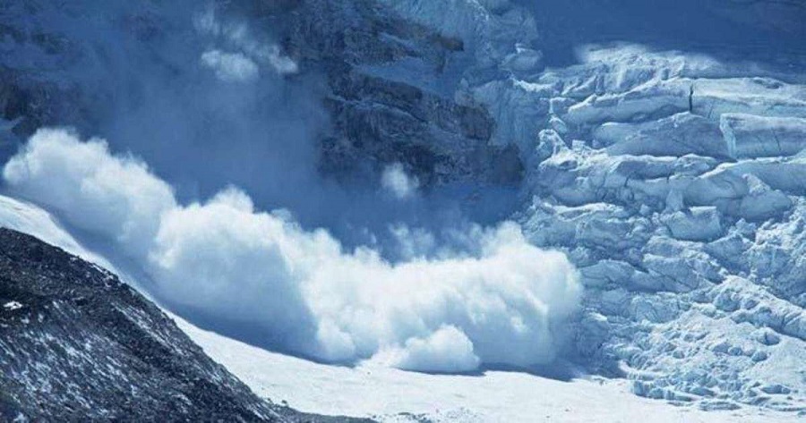 दोलखामा हिमपहिरो : ५ विदेशीसहित ७ जनाको मृत्यु