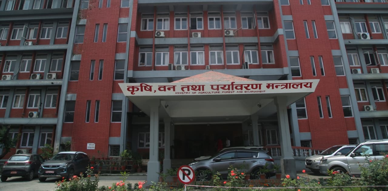 साउनभित्र दुई लाख १० हजार मेट्रिकटन रासायनिक मल आयात हुँदै