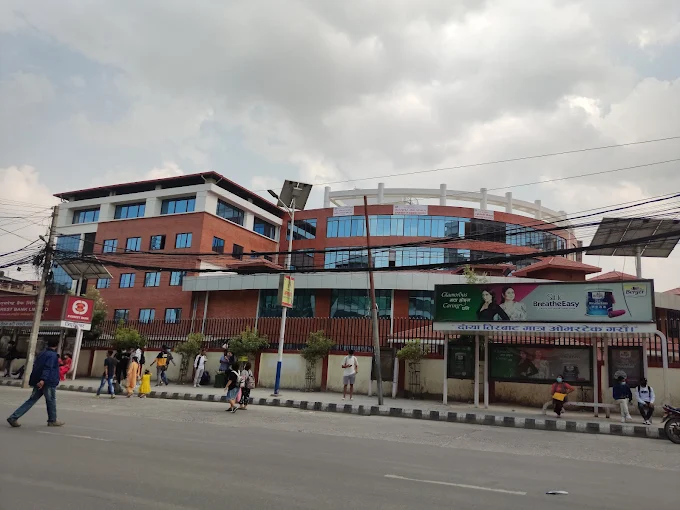 राहदानी विभागको गेट अगाडि एक पुरुषले गरे आत्मदाह प्रयास, अवस्था गम्भीर